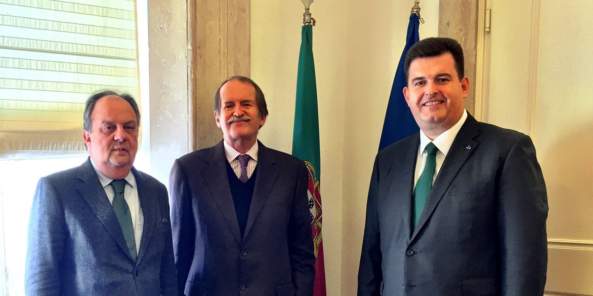 Read more about the article Patrono Real e o President do Centenary Appeal visitam Ministro da Cultura